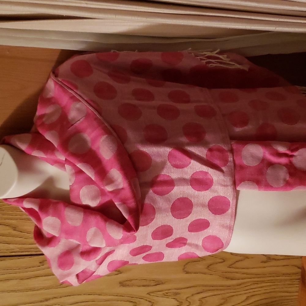 SOLD - Pink polka dot pashmina - Picture 4 of 4